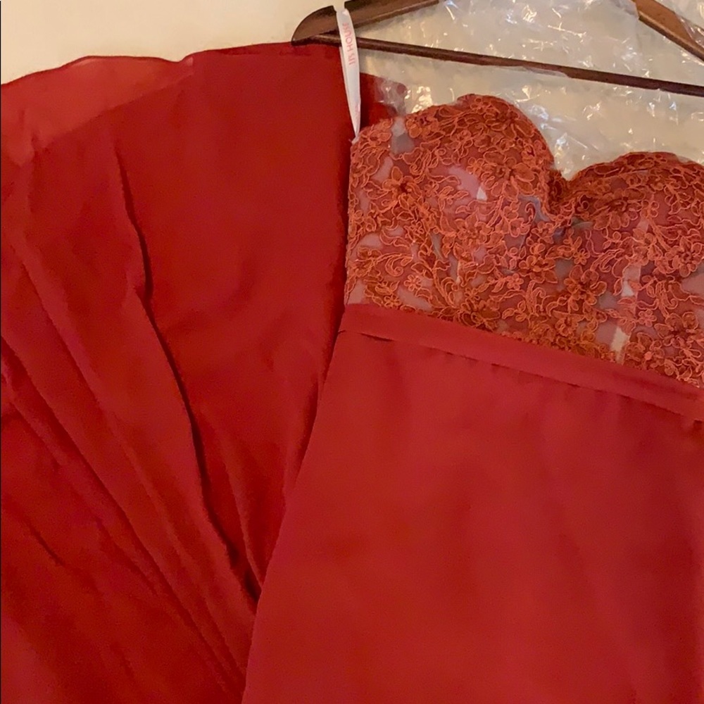 Rust/Vermillion Jj’s House Bridesmaid Dress